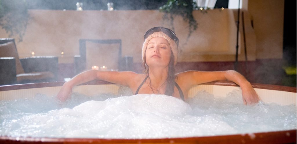 Enjoy your hot tub in winter!